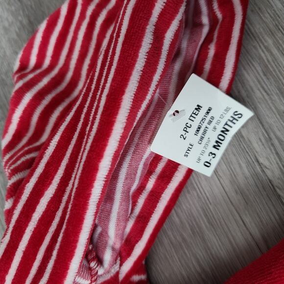First impressions cherry red stripe bear footie pjs + hat Size 0-3 months - Picture 4 of 8